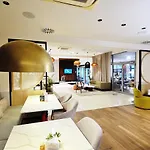 319 W Royal Tulip 200 M Do Plazy Dobruk Jacuzzi W Obiekcie Apartmán