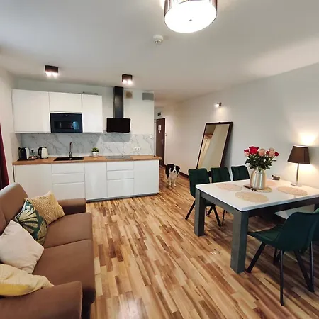 319 W Royal Tulip 200 M Do Plazy Dobruk Jacuzzi W Obiekcie Apartment *