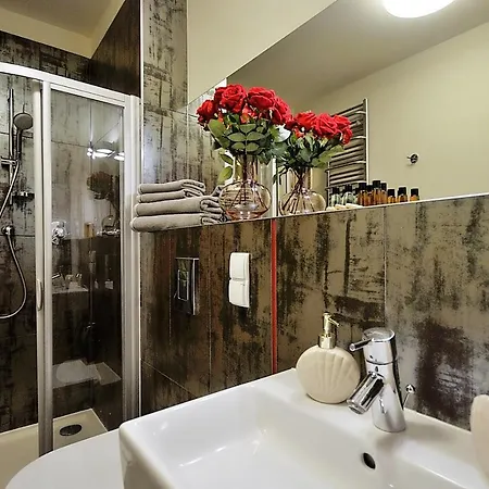 319 W Royal Tulip 200 M Do Plazy Dobruk Jacuzzi W Obiekcie Apartman